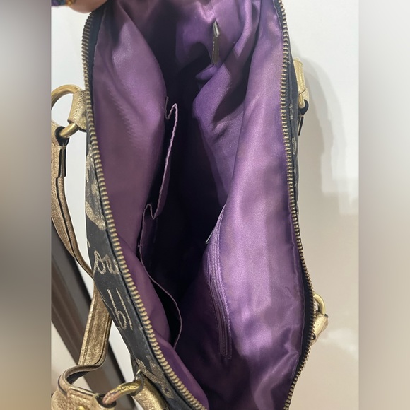 Coach Poppy Tote in black and gold - Picture 6 of 6